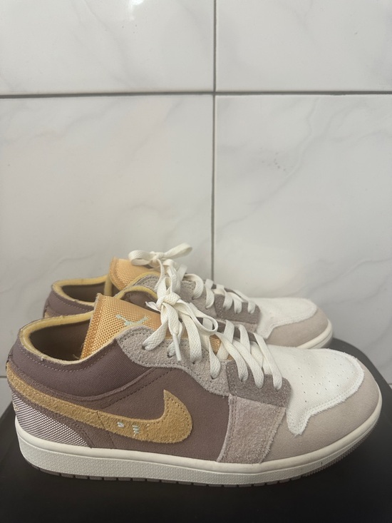 Nike Other - Men's Jordan 1 Low SE Craft  sneakers